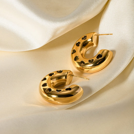 Main Beach Heart Earrings