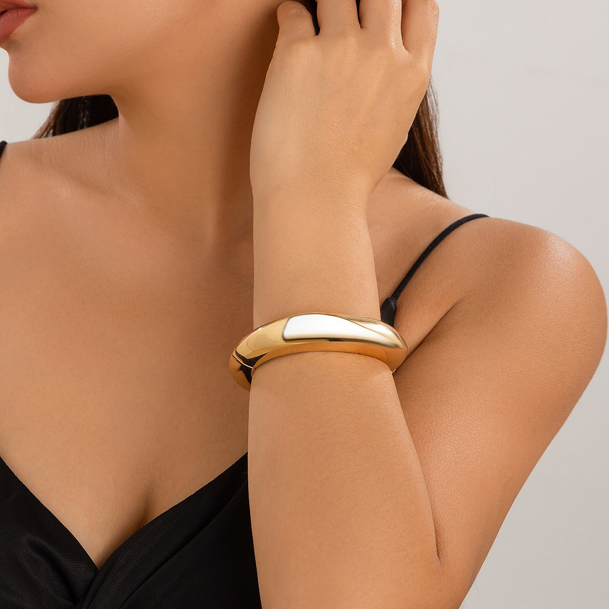 Seven Mile (Booti) C‑Shaped Bracelet