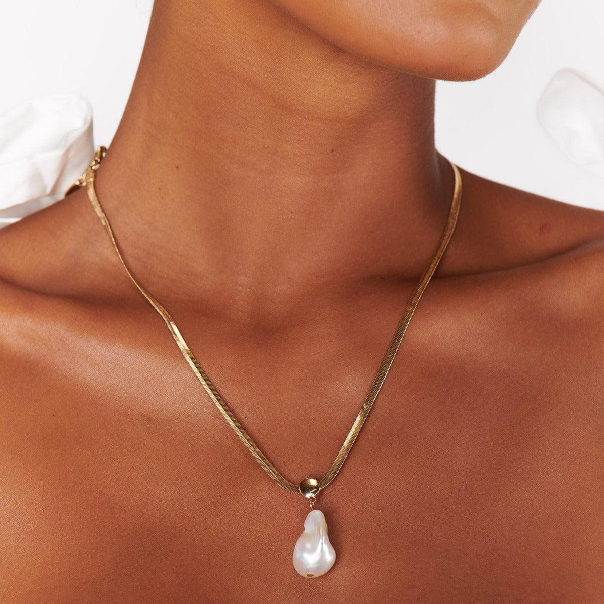 Town Beach Pearl Necklace