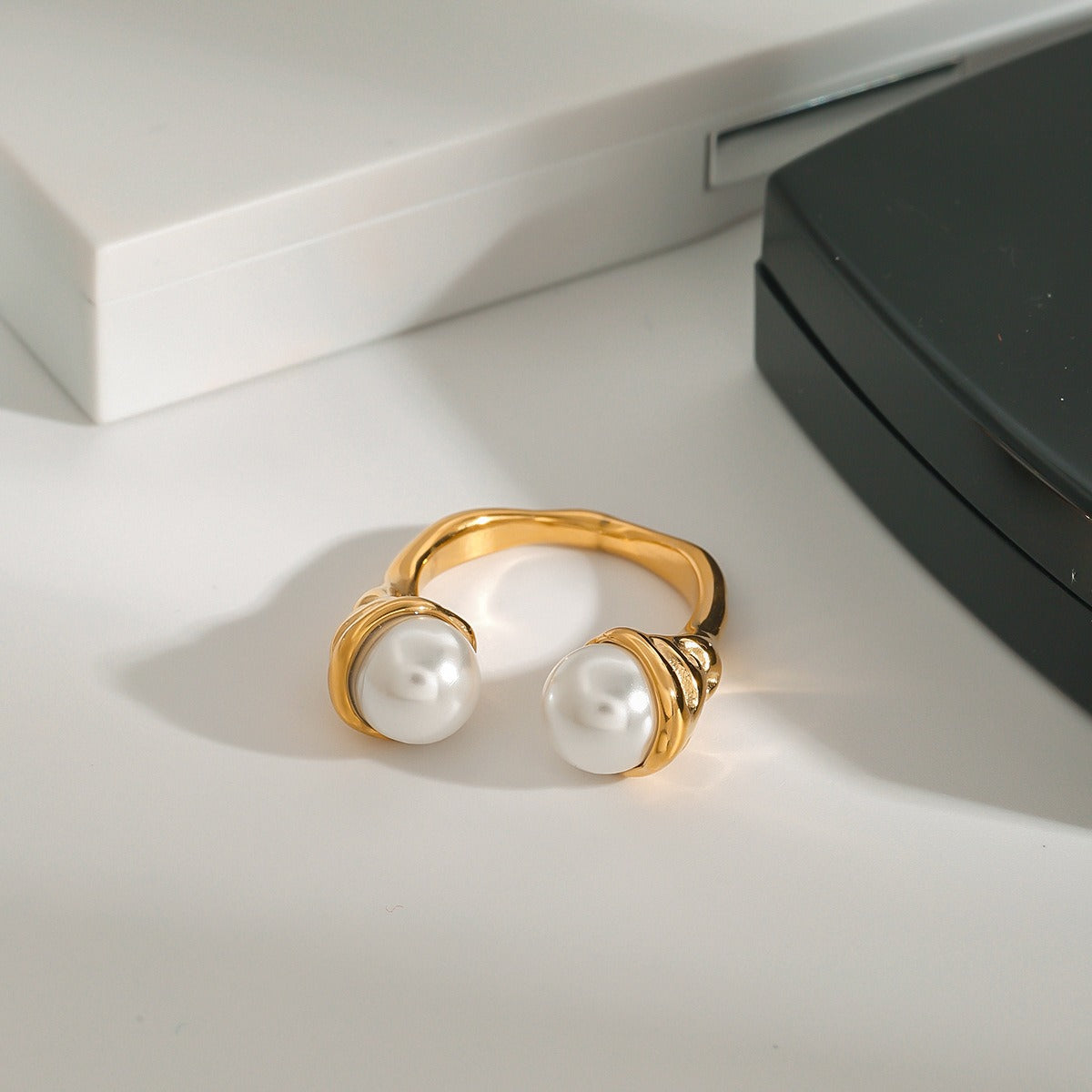 Dunsborough 5 Pearl Ring Set product photo
