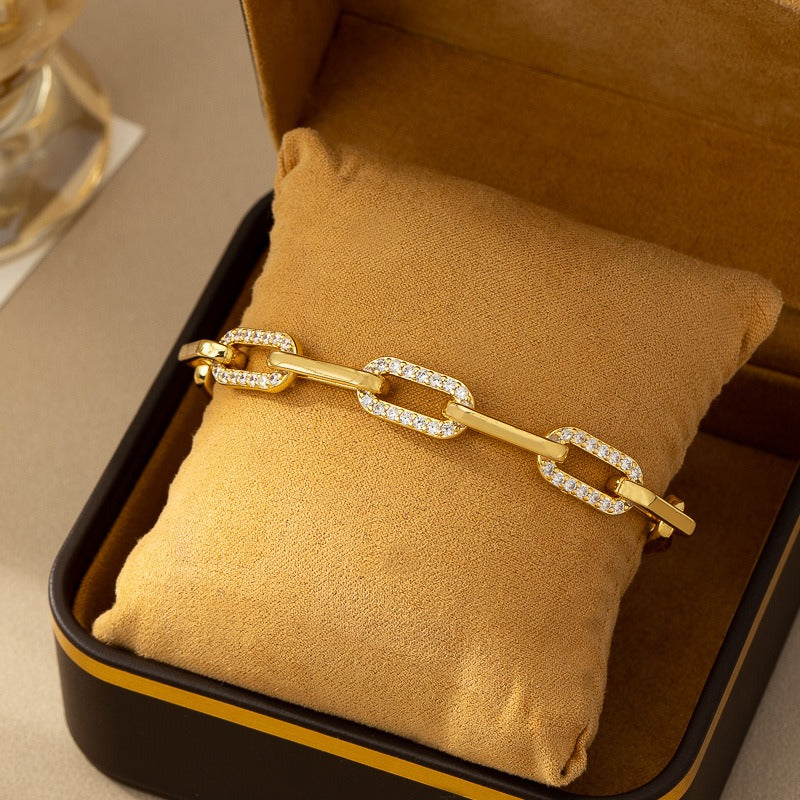 Brooms Head 6 Glow Earrings + Bracelet Set