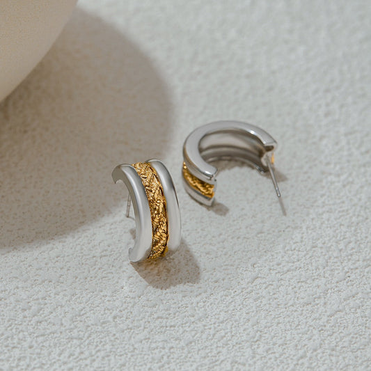 Bar Beach C‑Shaped Earrings