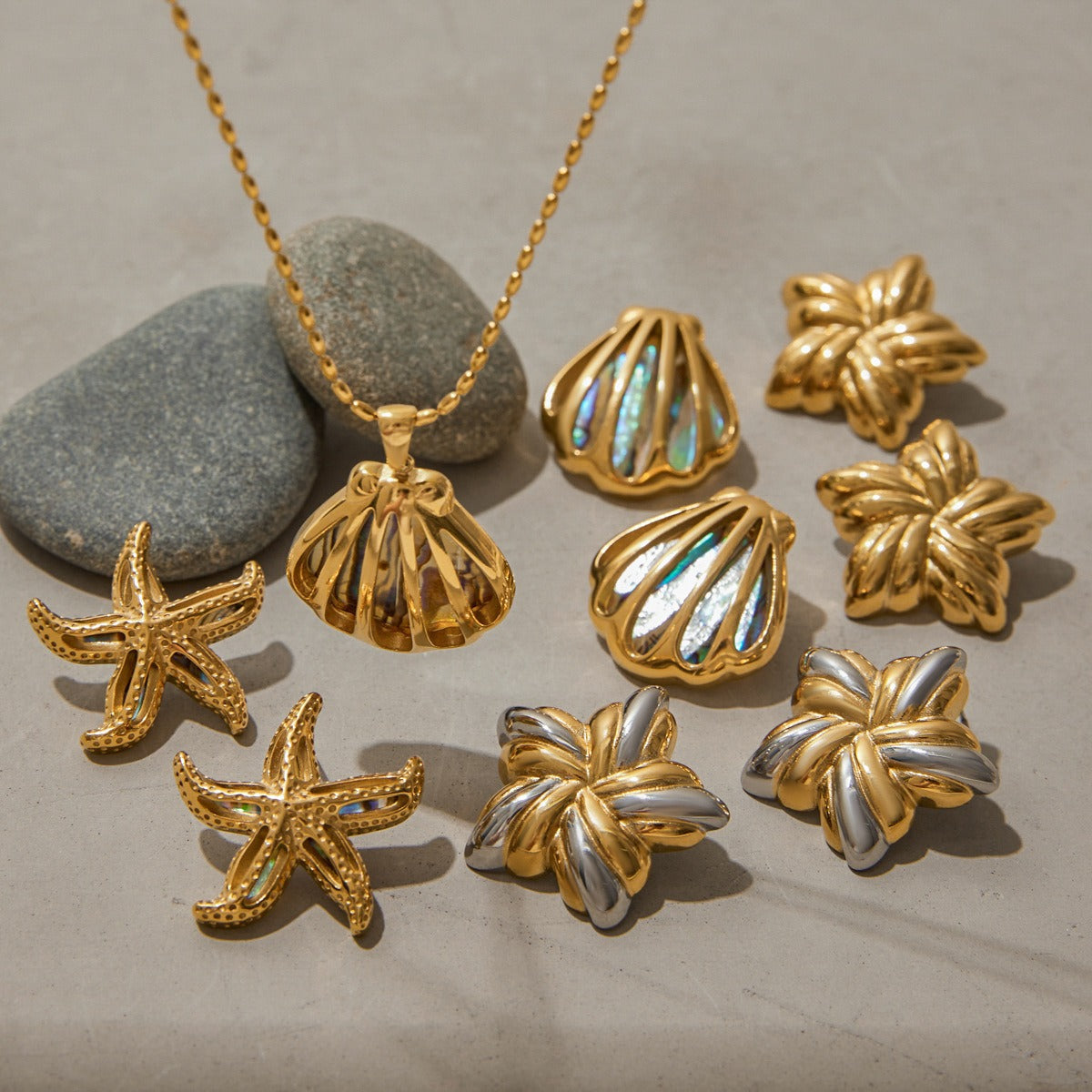 Nobby 10 Star Earrings + Necklace Set product photo