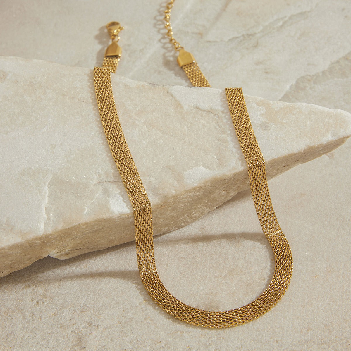 Old Bar 4 Glow Necklace product photo