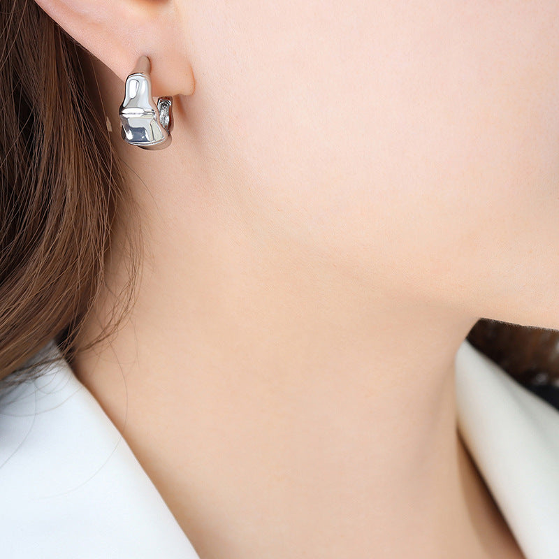 Scarborough C‑Shaped Earrings