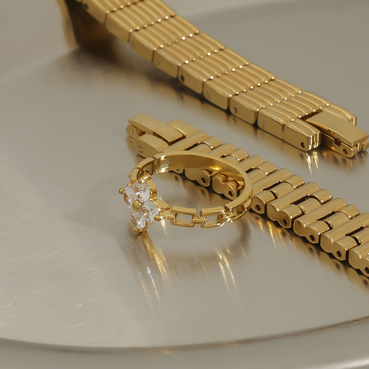 Kingscliff Floral Ring Set